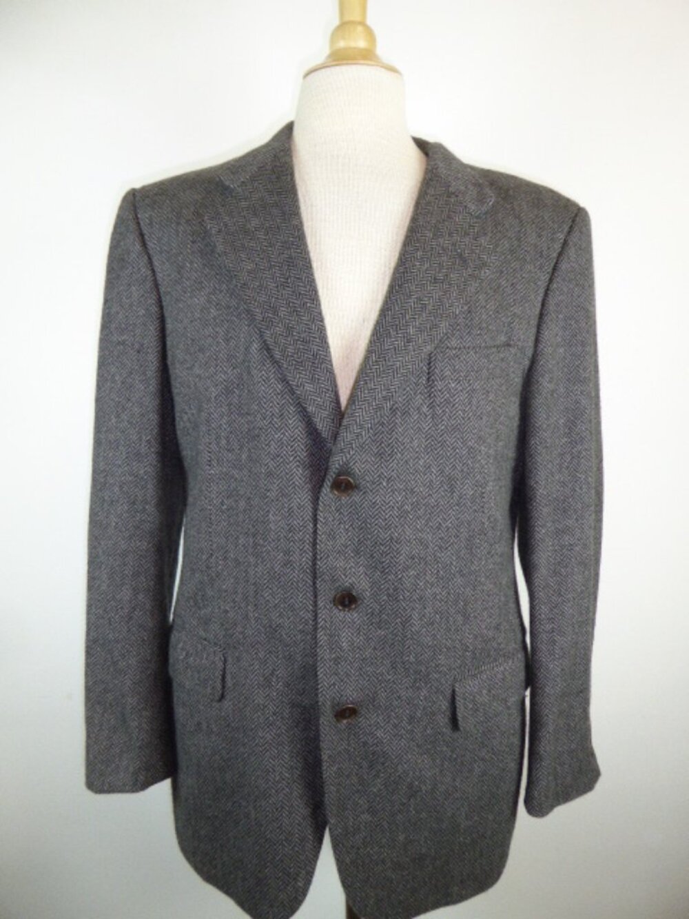 PROTAGANIST Black herringbone cashmere blazer 40